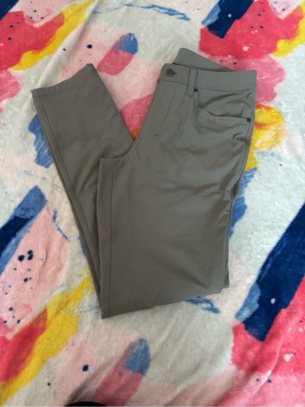 lululemon athletica Men's Slim Stretch Chinos — Light Gray